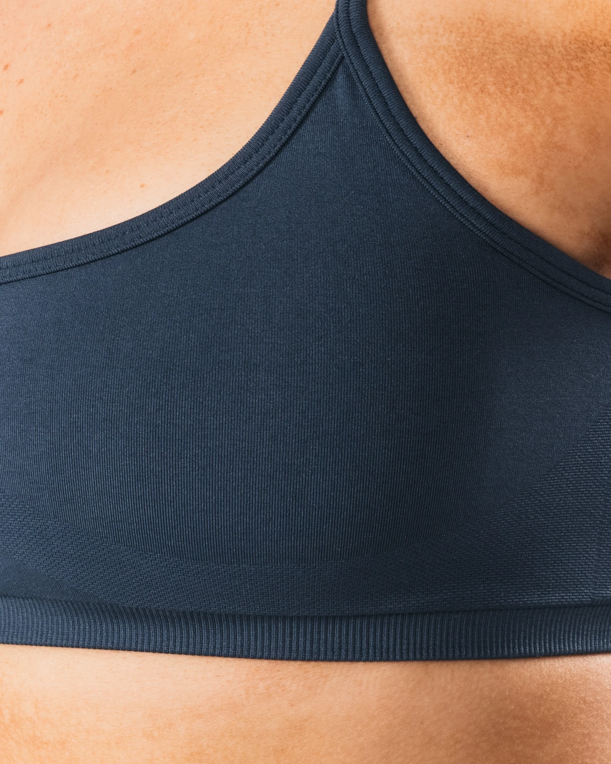 Amplify Back Cross Bra