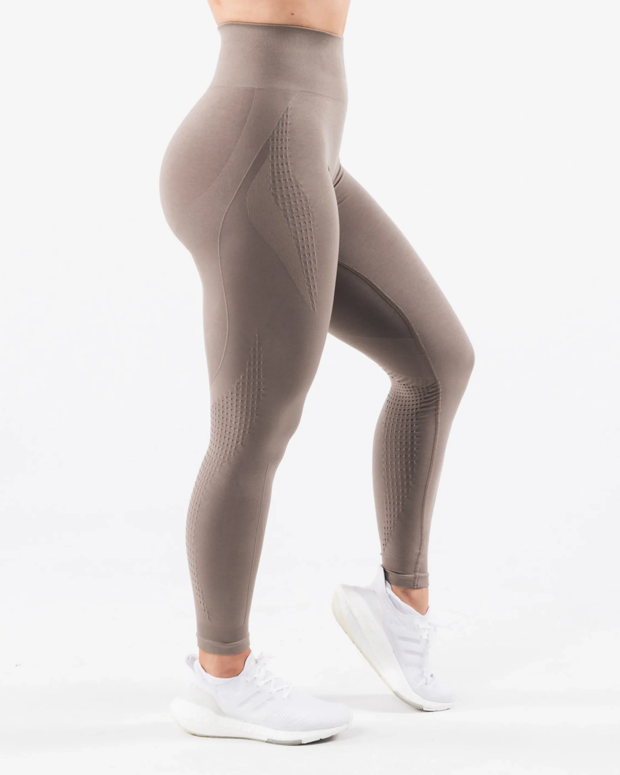 Amplify Contour Legging