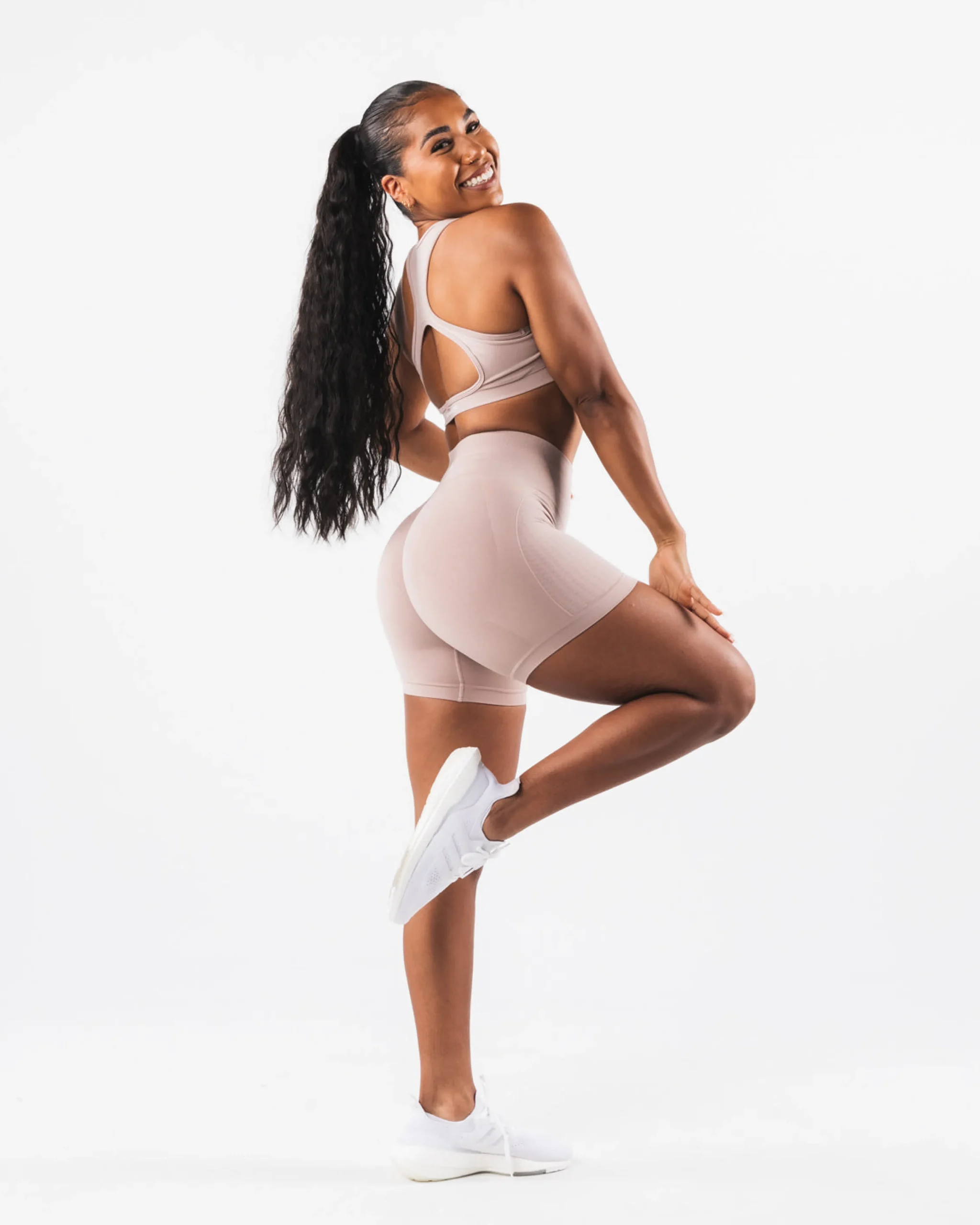 Amplify Contour Short 5"