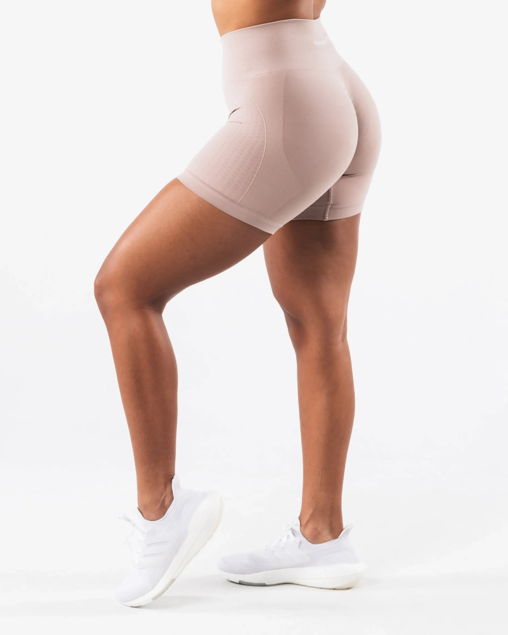 Amplify Contour Short 5"