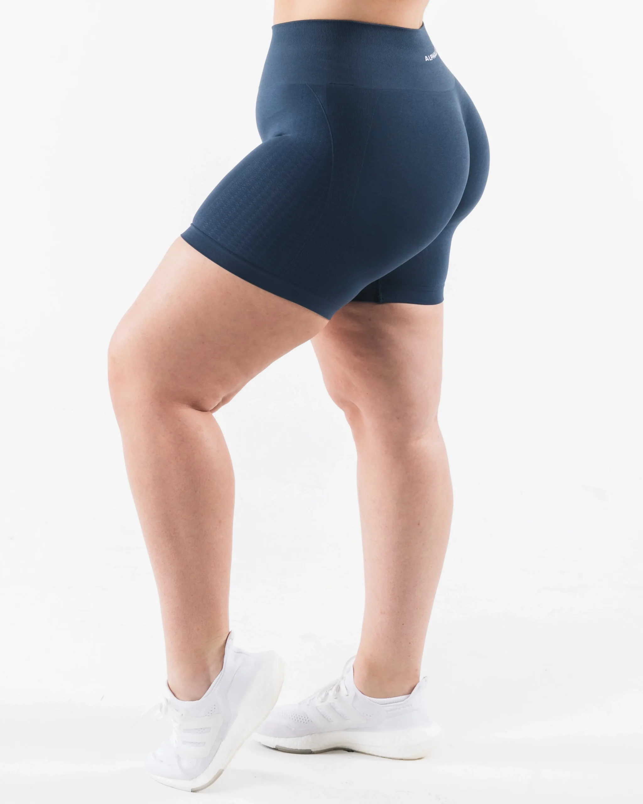 Amplify Contour Short 5"