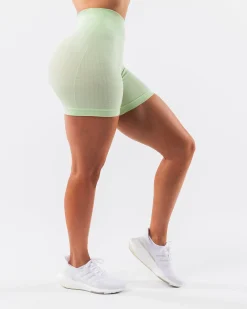 Amplify Contour Short 5