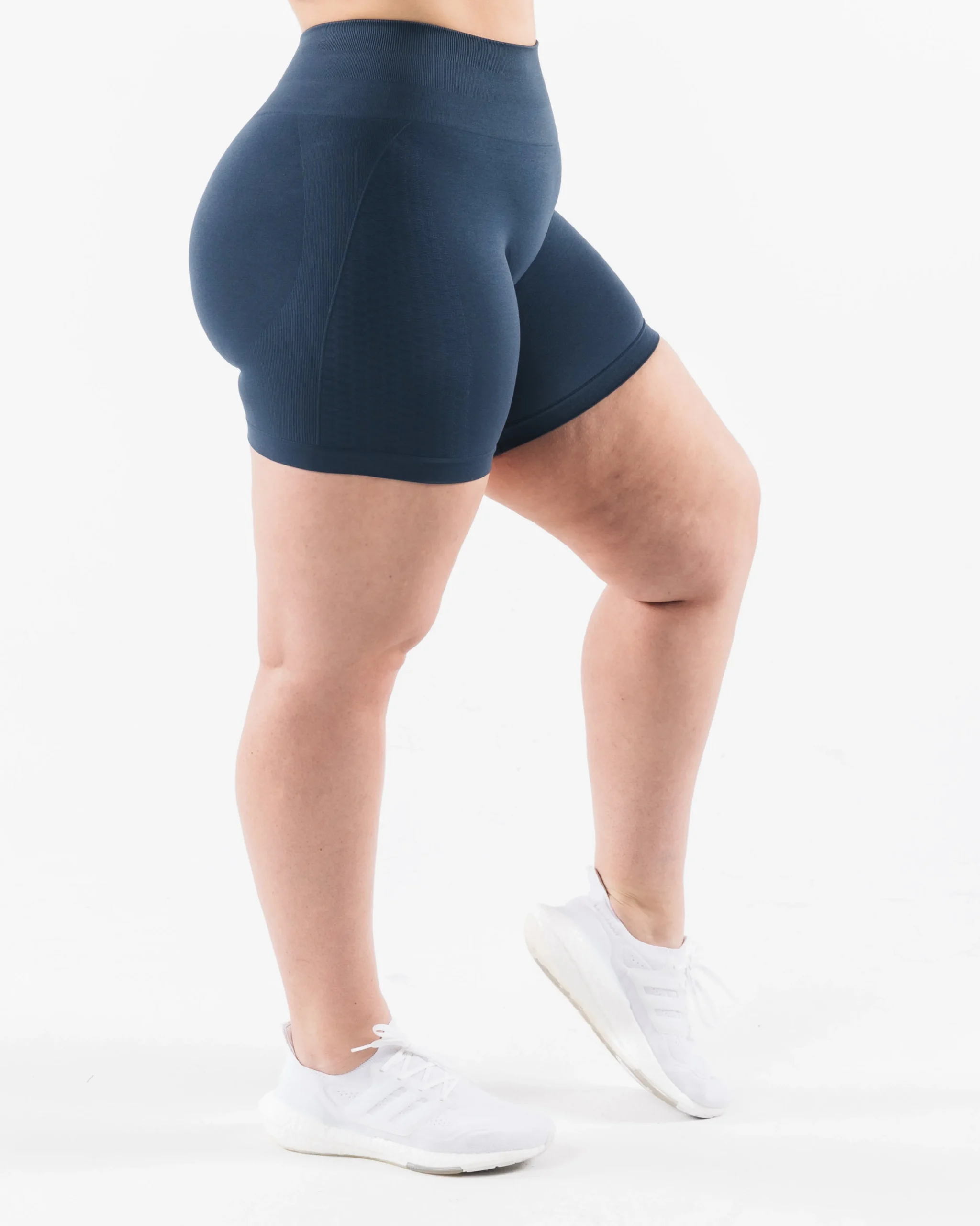 Amplify Contour Short 5"