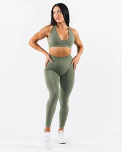 Amplify Deep V Bra