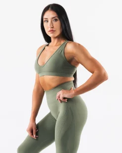 Amplify Deep V Bra