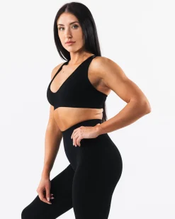 Amplify Deep V Bra