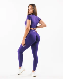 Amplify Legging