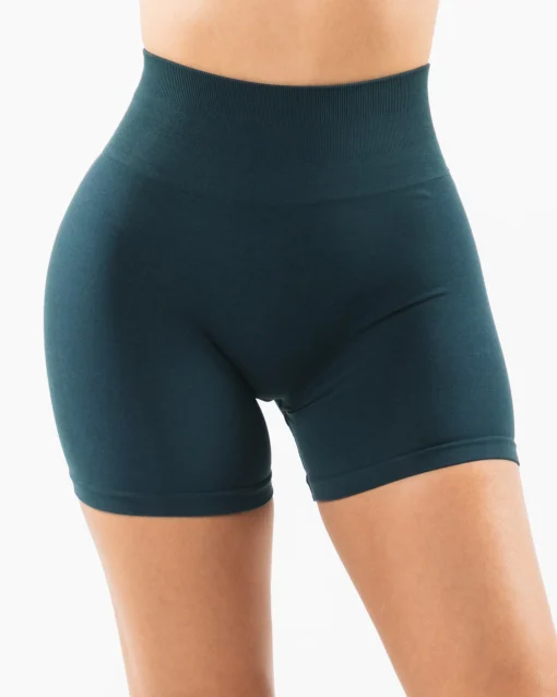 Amplify Short 4.5"
