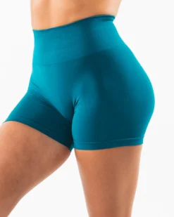 Amplify Short 4.5