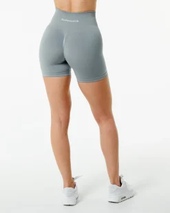 Amplify Short 4.5