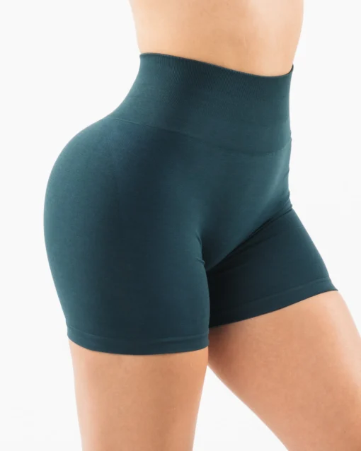 Amplify Short 4.5"