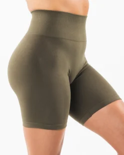 Amplify Short 6.5u201d