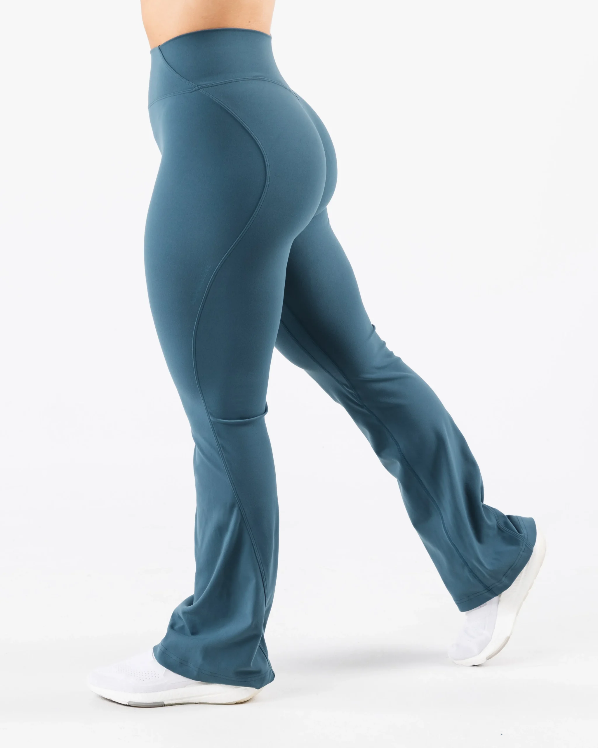 Aura Flared Pant