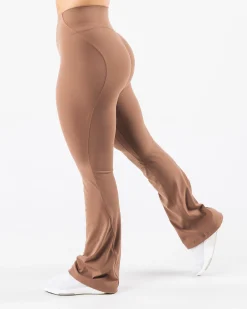 Aura Flared Pant