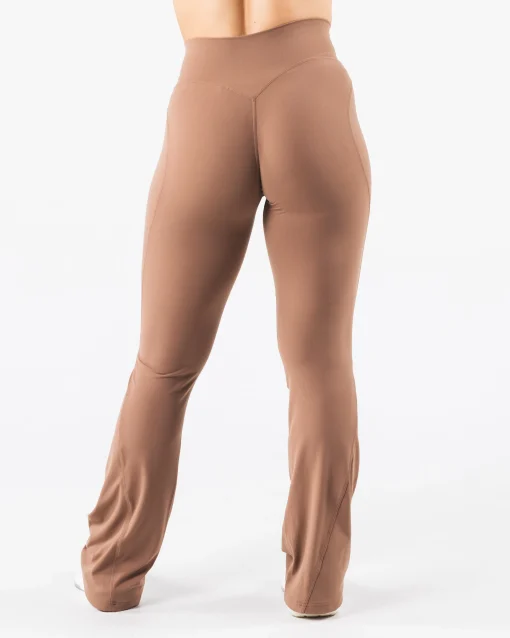 Aura Flared Pant
