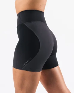 Aura Short 5