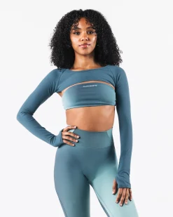 Aura Shrug LS
