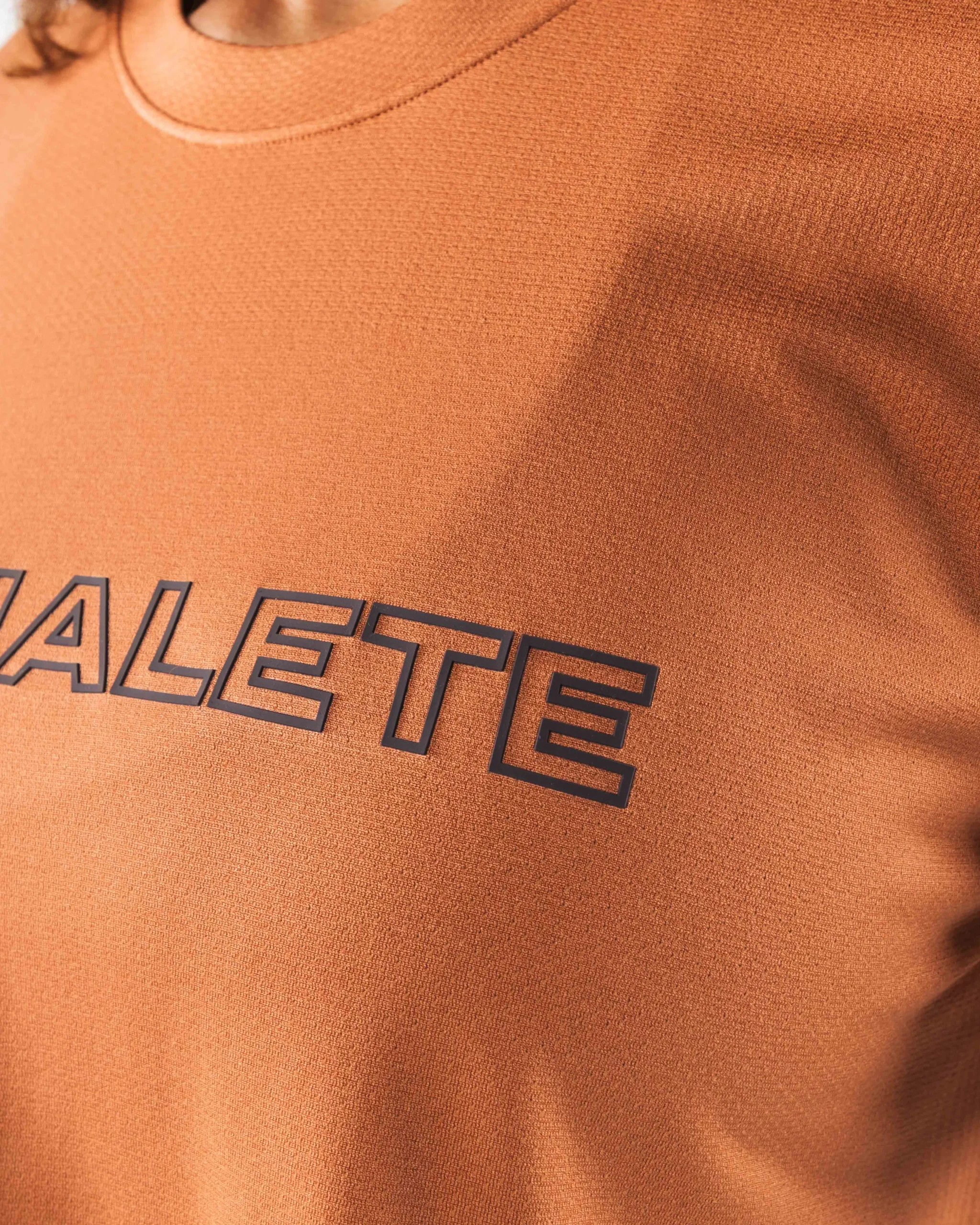 Core Airtech SS Crop