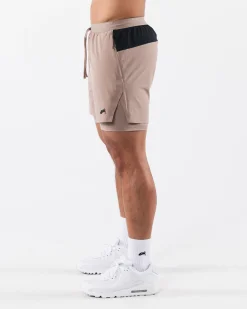 Elite Swift Short 5