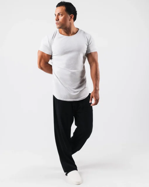 Essential Scoop Neck