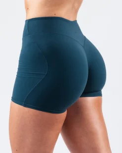 Everyday Core Short