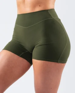 Everyday Core Short