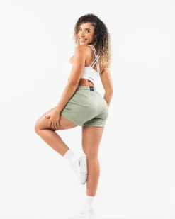 Signature Mesh Short 4"