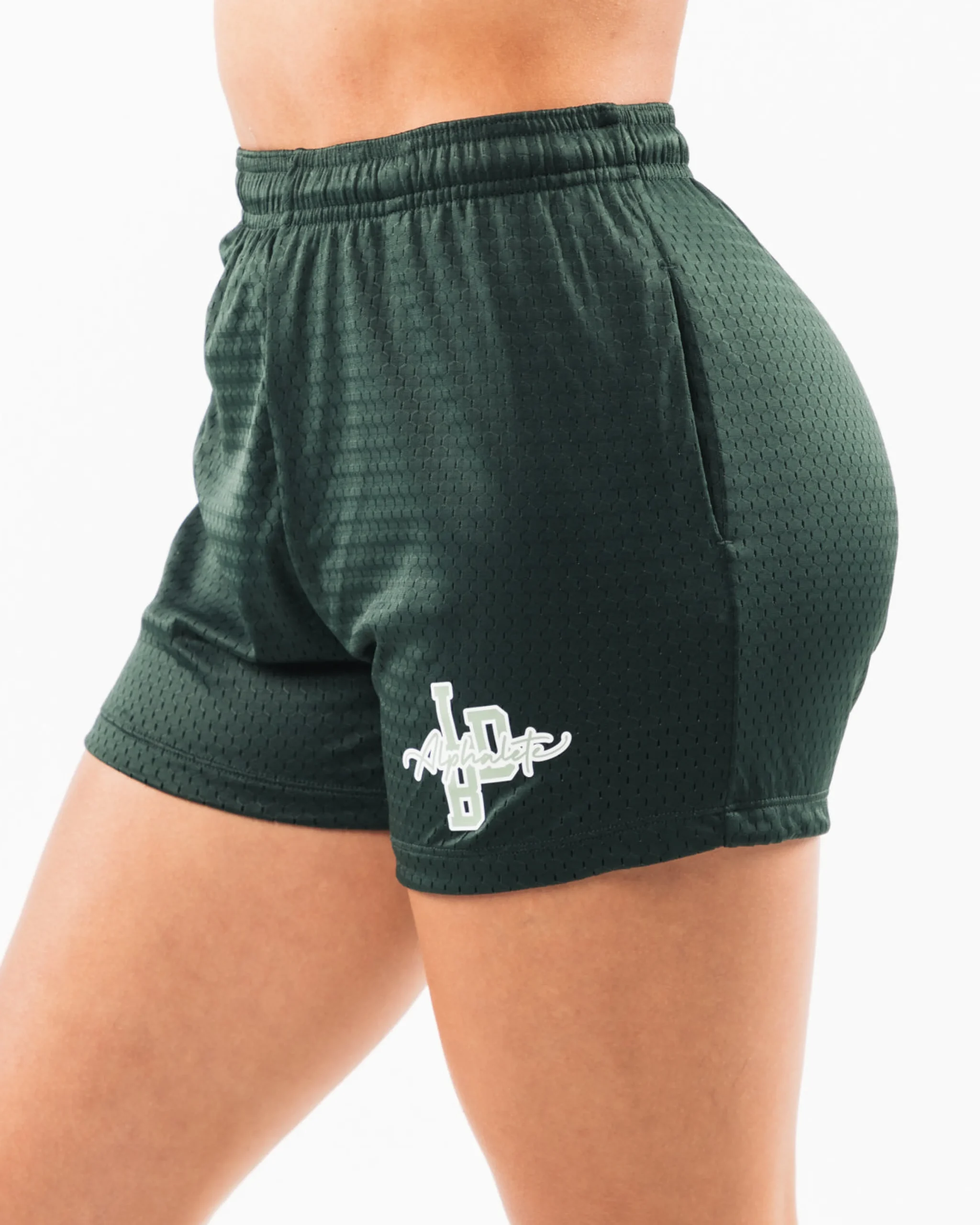 Signature Mesh Short 4"