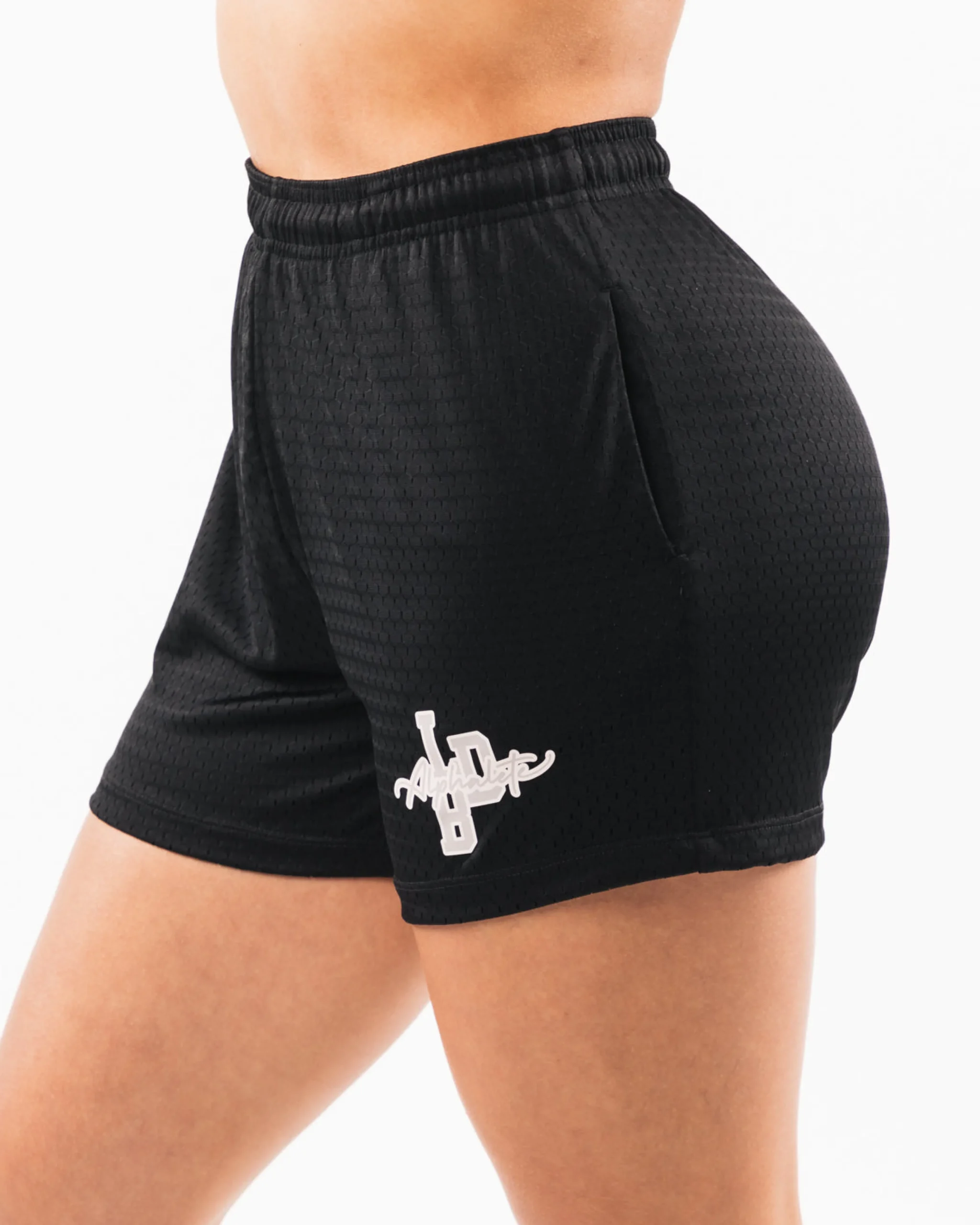 Signature Mesh Short 4"