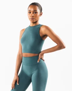 Stratus Crop Tank