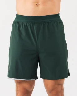 Studio Short 6"