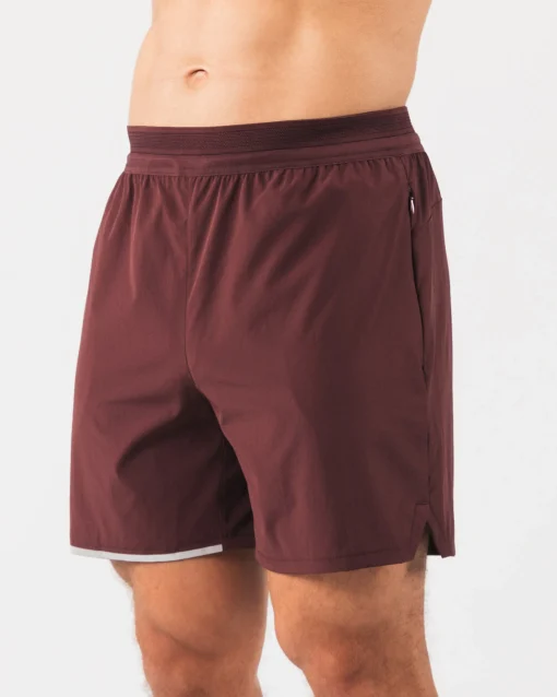 Studio Short 6"