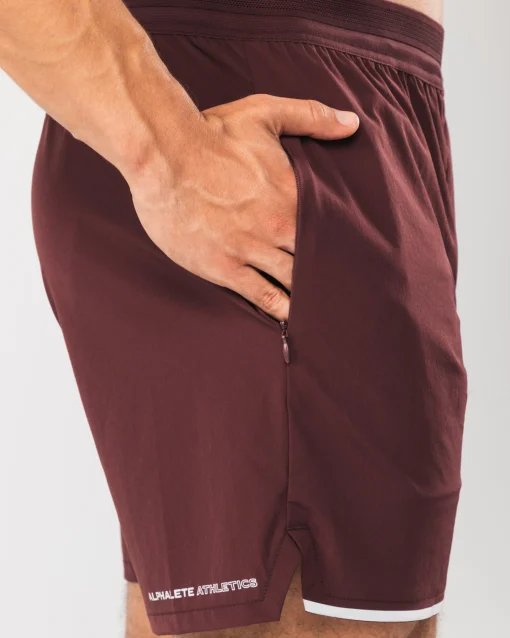 Studio Short 6"