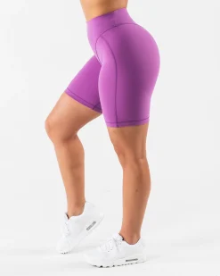 Tenacity Parker Biker Short 7u201d