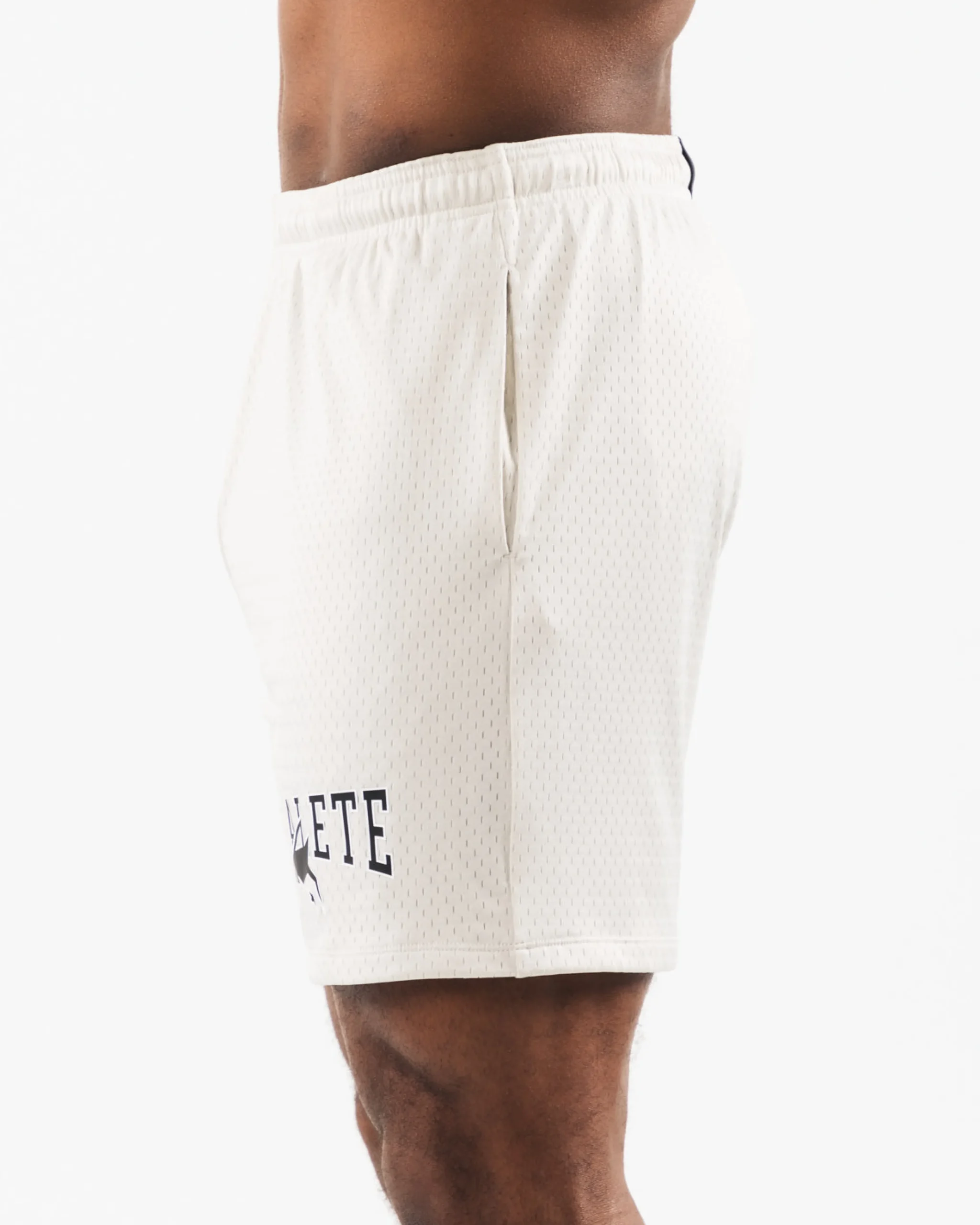 Wolf Head Mesh Short 6"
