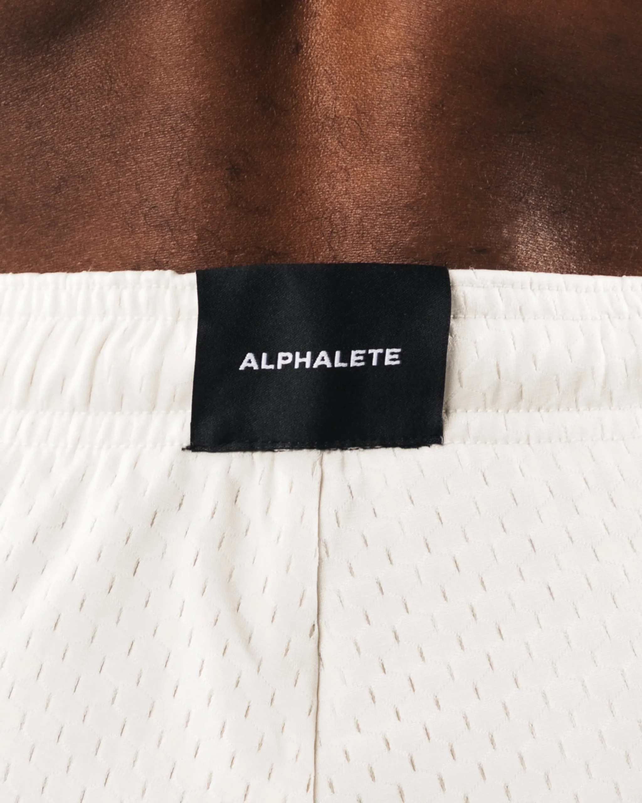 Wolf Head Mesh Short 6"