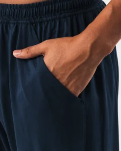 Zero Classic Straight Leg Pant